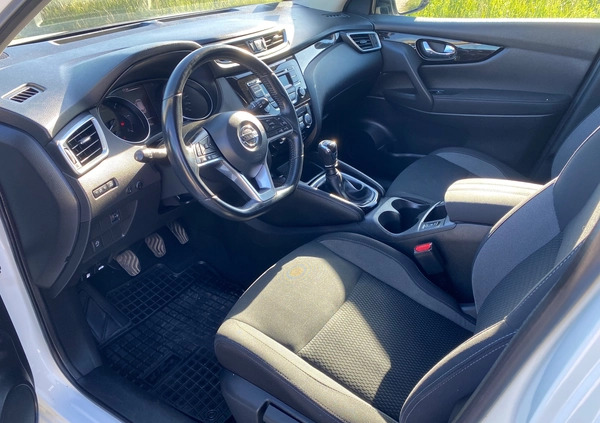 Nissan Qashqai cena 60900 przebieg: 224000, rok produkcji 2018 z Kielce małe 529